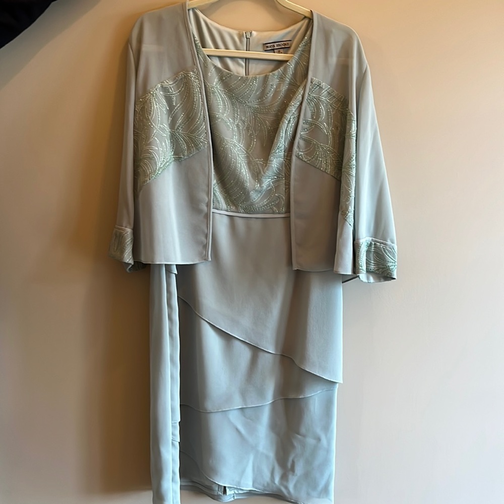 Women’s formal dress
